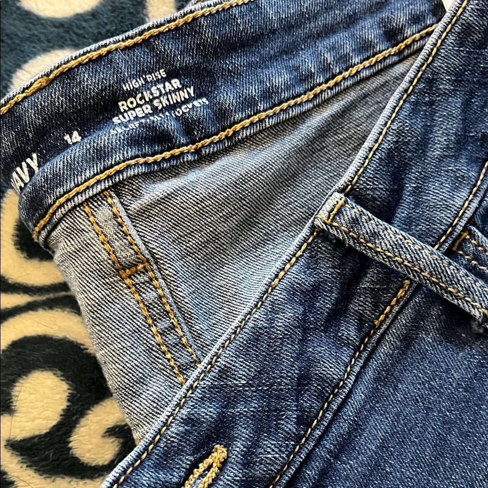 Old Navy Women's High Rise Blue Jeans
